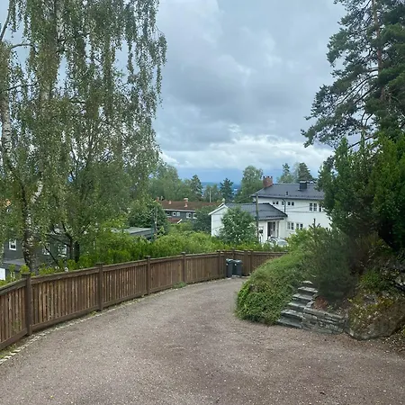 West - Near To Holmenkollen Apartament